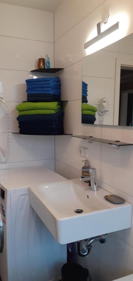 Apartments - Geraeumige 95 Qm Mit Balkon Augsburg Ngoại thất bức ảnh