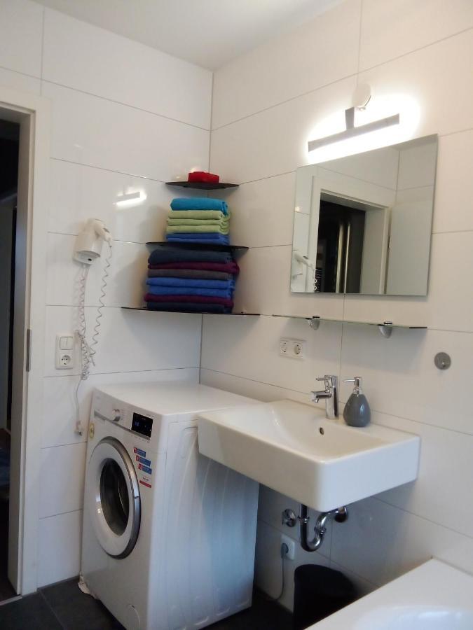 Apartments - Geraeumige 95 Qm Mit Balkon Augsburg Ngoại thất bức ảnh